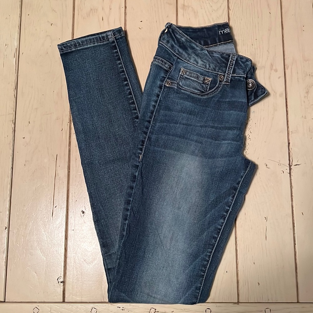 Maurices size extra small regular length skinny jeans